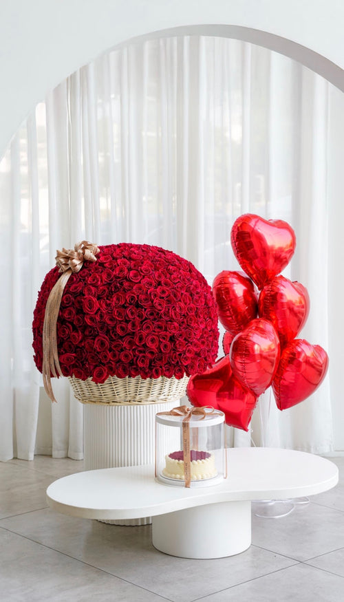 Floating Plain Heart Shaped Balloon