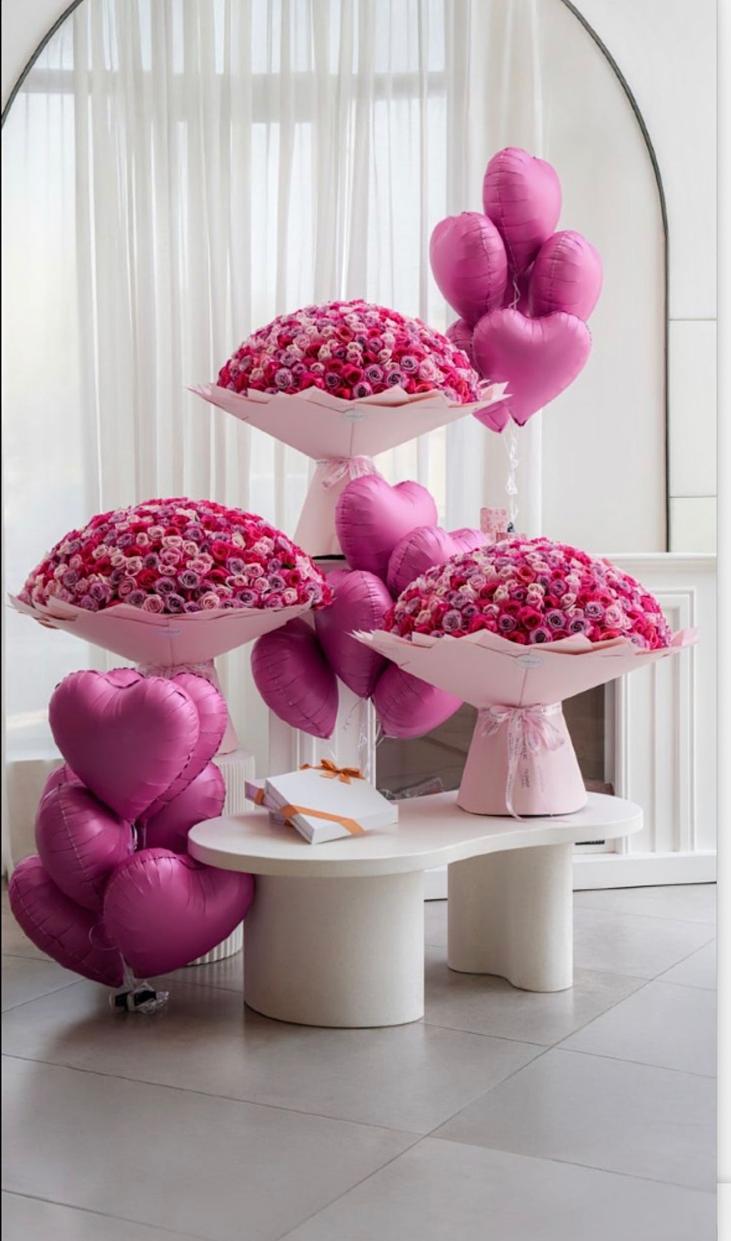 Floating Plain Heart Shaped Balloon