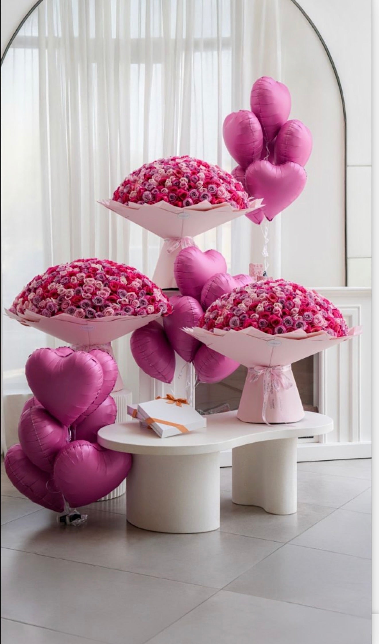 Floating Plain Heart Shaped Balloon